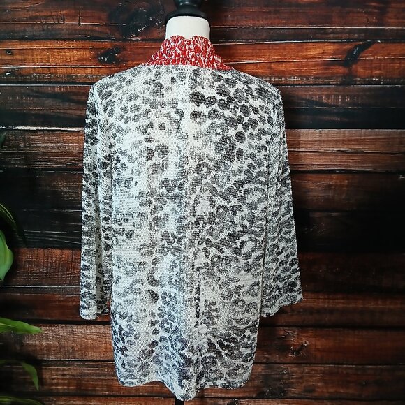 Chicos Easywear Top Size 2 US L Loose Weave Crinkle Cardigan Abstract 3/4 Sleeve - Picture 4 of 10